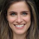 Amanda Peet